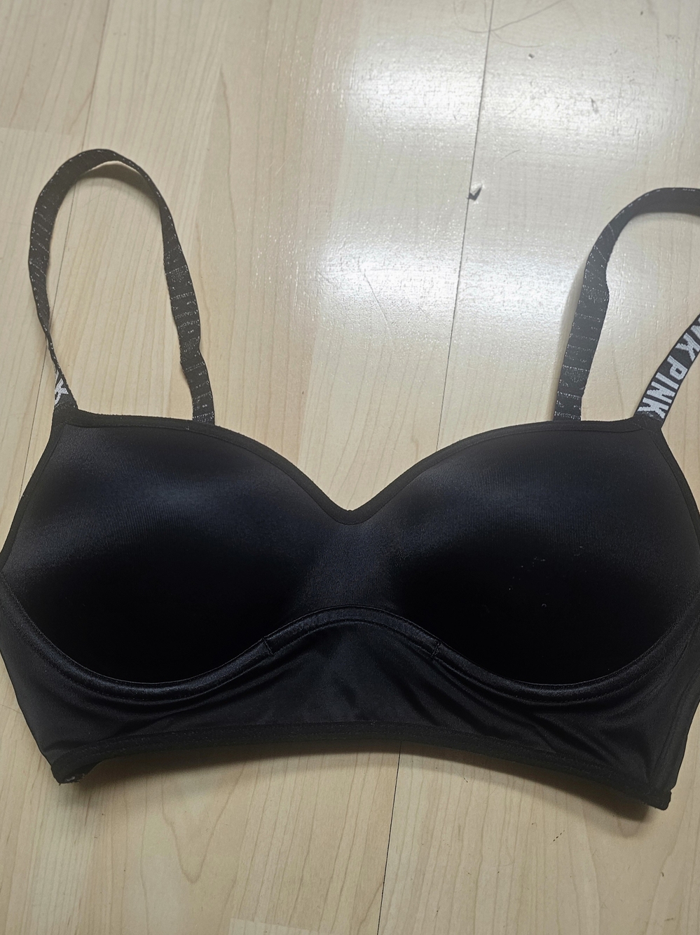 Brasier Push-Up Negro PINK Victoria's Secret - Tirantes con Logotipo (Perfecto)